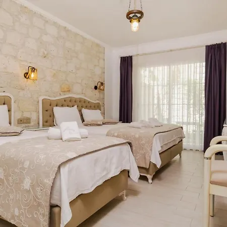 לינה וארוחת בוקר Avlu Boutique