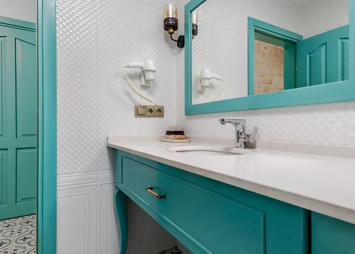 Avlu Boutique Bed & Breakfast Alaçatı