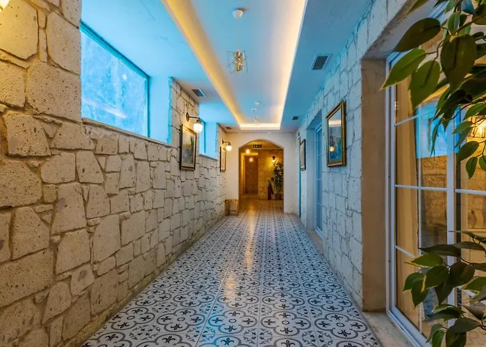 Oda ve Kahvaltı Avlu Boutique 4*