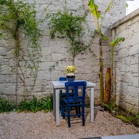 Avlu Boutique Bed & Breakfast